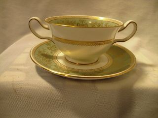 1 Wedgwood Made In England Cream Soup And Plate Gold Columbia Green Sag