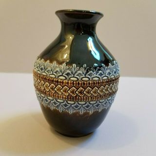 Lovely Vintage Doulton Lambeth Vase Royal Doulton,  5&3/4 