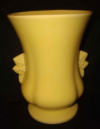 Vintage 1950 Mccoy Usa Art Pottery Yellow Glaze 8” Handled Flower Vase Planter