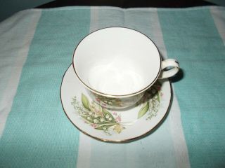 Royal Vale Bone China Tea Cup And Saucer 8586 Made In England