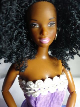 Mattel Barbie 1991 Aa African American Doll Beauty Articulated Arms Gown & Acc