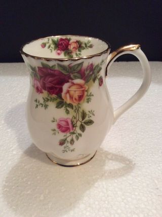 Vintage Hard To Find: 1962 Royal Albert " Old Country Roses " 41/4 " Footed Mug