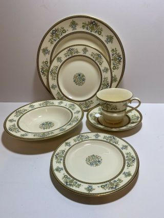 Minton Fine Bone China,  Henley Pattern - 6 Piece Place Setting - Made In England