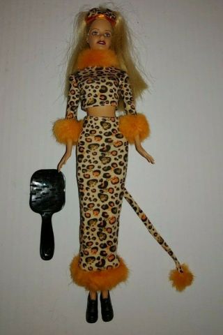 2002 Mattel Barbie Masquerade Party Doll Leopard Print With Brush Loose B2