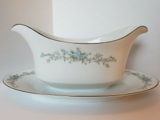 Royal Court Fine China Blue Fantasy Gravy Boat White W/ Blue Roses Made In Japan