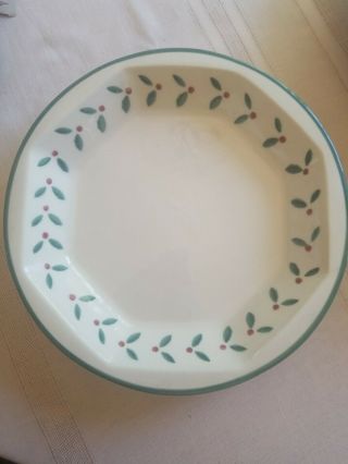 Hartstone Pottery Green Holly Leaves And Red Berries Pie Plate Baking Dish