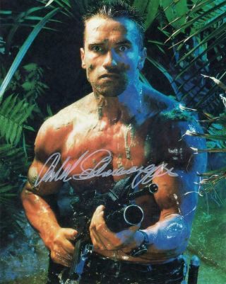 Arnold Schwarzenegger Autographed Signed 8x10 Photo (predator) Reprint