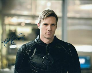 Teddy Sears Autographed Signed 8x10 Photo (the Flash) Reprint