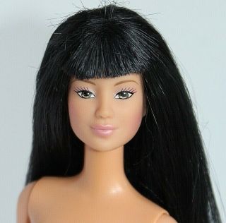 Rio De Janeiro Lea Asian Mattel Barbie 2002 Doll Knees Bend - - - Gorgeous