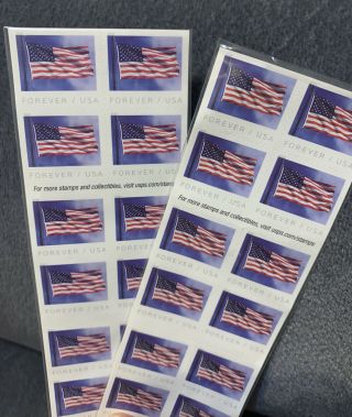 40 USPS Forever stamps 2 books of 20 US Flag (2017&2018 Edition) 3