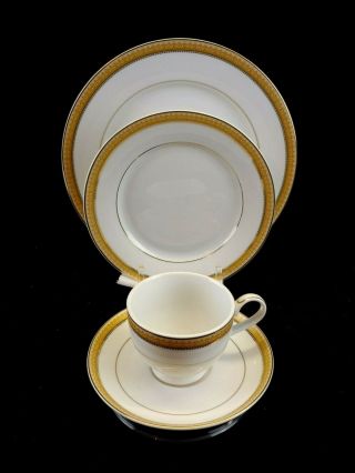 Mikasa Gold Crown Porcelain China,  4 Piece Setting,