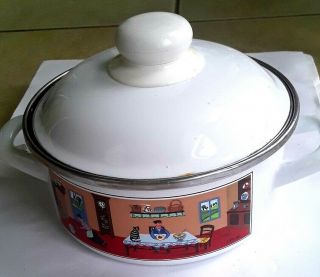 Villeroy & Boch Naif Small Enamel Pot With Handle And Lid 7 "