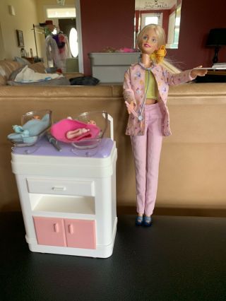Barbie Happy Family Baby Doctor