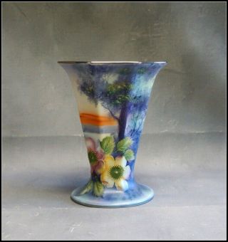 Noritake Art Deco Era Hand Panited Eight Sided Vase With Platinum Trim N536