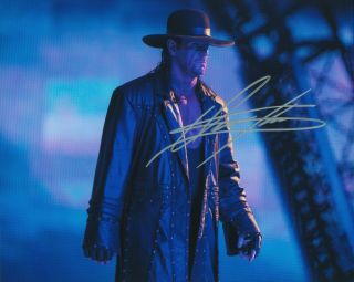 The Undertaker - Wwe Autographed 8 X 10 Photograph