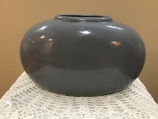 Vintage Mid Century Haeger Pottery Ceramic Gray Oval Vase 12” long 2