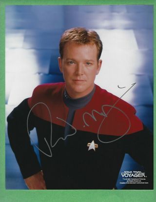 Robert Duncan Mcneill Autographed 8 X 10 Photo W Star Trek : Voyager