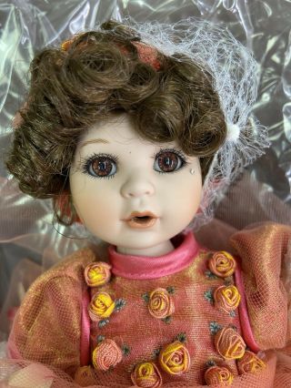 Marie Osmond Rose Bud Bouquet Remember Me Tiny Tot 242/500 Porcelain Doll Nrfb