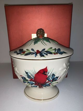Lenox American By Design Red Cardinal Bird Winter Greetings Covered Candy Dish