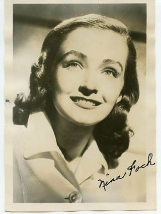 Nina Foch - Autograph / Signed Vintage 5x7 Photograph - Actress Movie Star