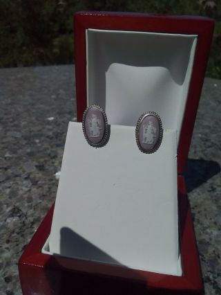 Wedgwood Lilac Screw Back Earrings " Diana And Deer " Mounted In Silver