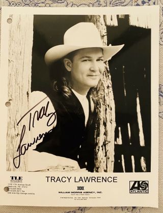 Tracy Lawrence Country Vintage Autographed 8 X 10 Black/white Photograph