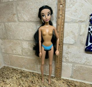 Disney Princess Aladdin Jasmine Doll W/ Articulated Arms Barbie Gold Earrings