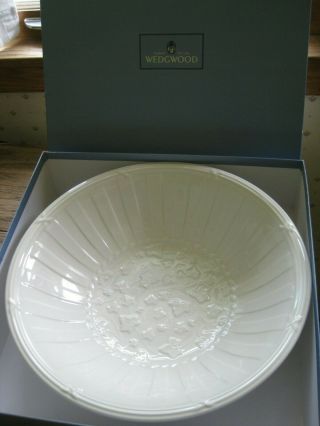 Wedgwood Porcelain Earthenware Classic Garden Bowl 12 " W/box