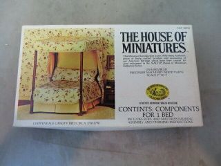 The House Of Miniatures – Chippendale Canopy Bed