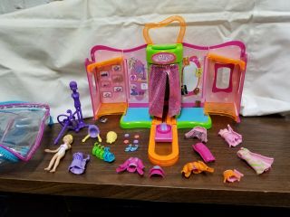 Polly Pocket Fashion Show 2004 And Magnetic Clothes And Doll