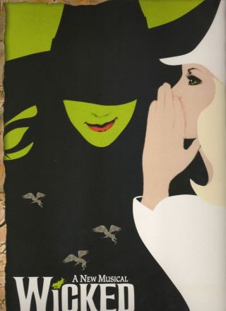 Idina Menzel & Kristin Chenoweth " Wicked " Broadway Souvenir Program 2003