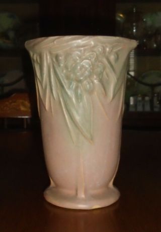Vintage 1930s Mccoy Pottery Matte Light Brown & Green Leaf & Berry Vase 8.  25 "