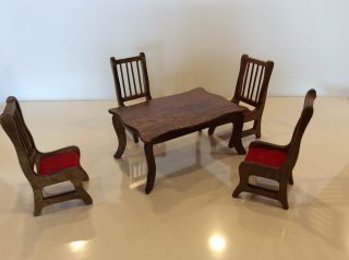 Dollhouse Miniature Furniture - Kitchen Table And Four Chairs