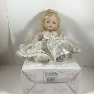 Show Stoppers Porcelain Doll R512 Loving Angel Blonde Hair
