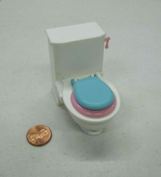 Dollhouse White Toilet W/ Lid Barbie Loving Family Mattel 1996 For Bathroom 2