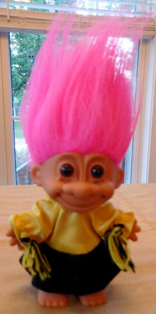 Russ Berrie 4 " Troll Doll Cheerleader Outfit Pink Hair Brown Eyes Pom Poms 18407