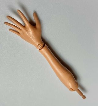 Monster High Isi Dawndancer Replacement Doll Part Left Arm & Hand