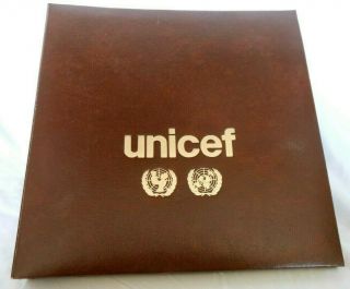 Unicef Official Stamped Flags Of The United Nations First Day Covers In Binder