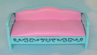 Mattel BARBIE 1995 Victorian DREAM HOUSE Living Room SOFA,  Pink/Turquoise Couch 2