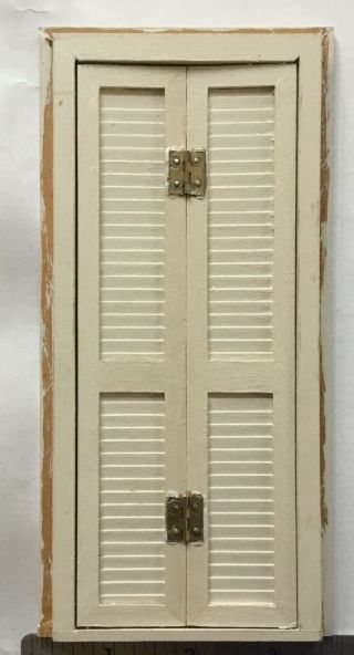 Dollhouse Miniature Timberbrook Bi - Fold Doors