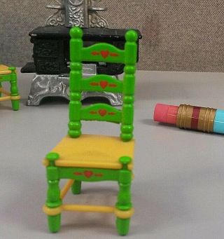 1980 Mattel The Little ' s Metal Doll House Furniture: Kitchen Chairs & Stove 2