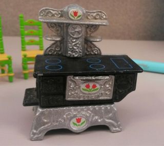 1980 Mattel The Little ' s Metal Doll House Furniture: Kitchen Chairs & Stove 3