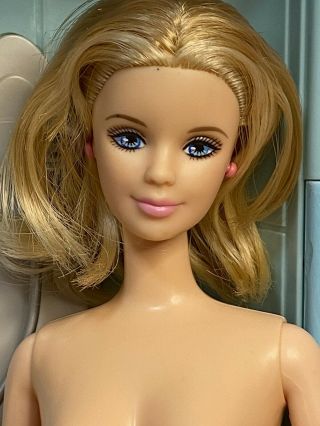 Mackie Face Barbie - Pink Earrings - Nude For Ooak Or Play
