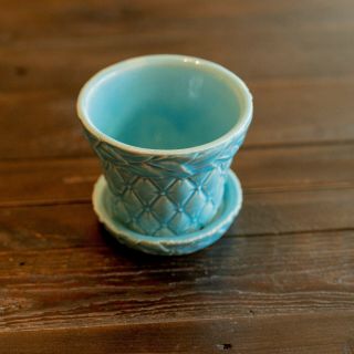 Mccoy Antique Pottery Flower Pot Planter - Light Blue Quilted Pattern
