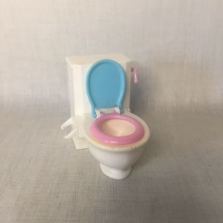Dollhouse White Toilet W/ Lid Barbie Loving Family Mattel 1996 For Bathroom
