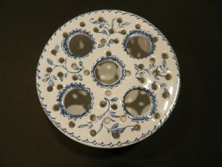 Metropolitan Museum Of Art Mottahedeh White/blue Bulb/flower Frog Bowl Portigal