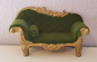 LOL DOLL FURNITURE COUCH OR LOVESEAT AND TABLE (DOLLS NOT) 2