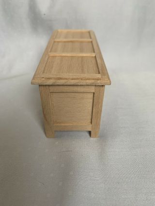 Dollhouse Miniature 1:12 Scale Wood Toybox/ Blanket Storage/ Bedroom Furniture 2