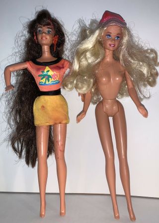 Barbie Set Of 2 Dolls Indonesia