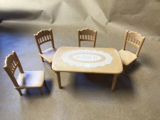 Calico Critters Kitchen Table And Chairs -